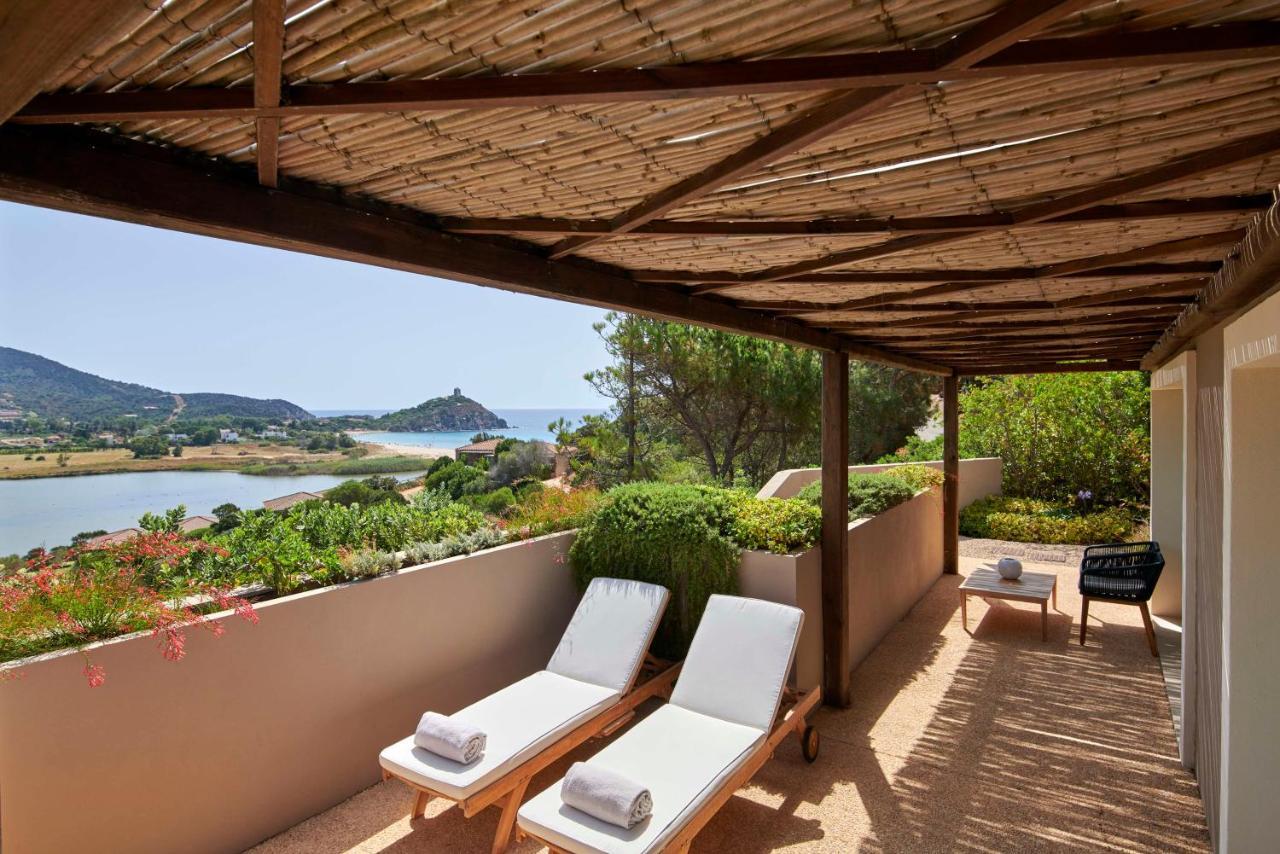Baia Di Sardinia, Curio Collection By Hilton 5* Chia