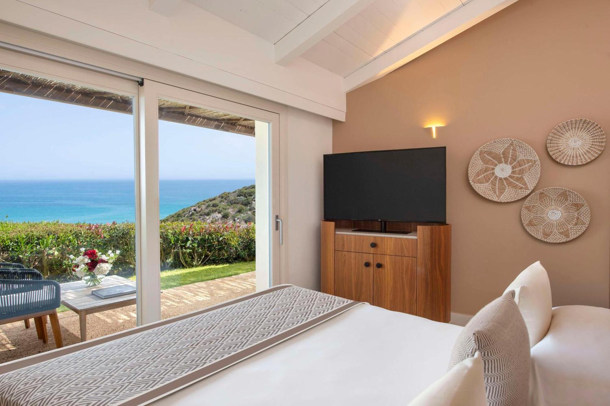 Baia Di Sardinia, Curio Collection By Hilton Resort