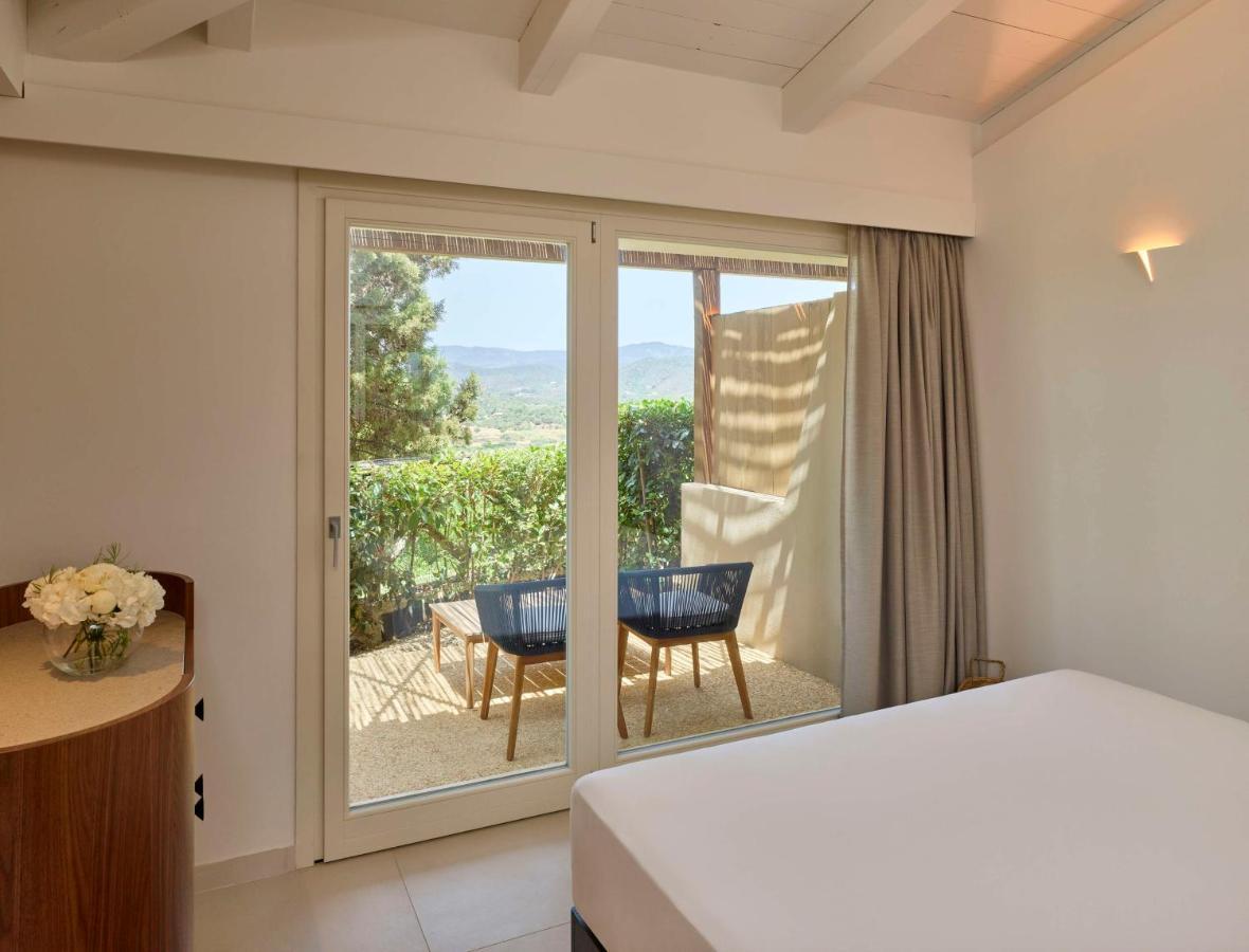 Baia Di Sardinia, Curio Collection By Hilton Resort