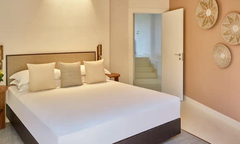 Baia Di Sardinia, Curio Collection By Hilton 5* Chia