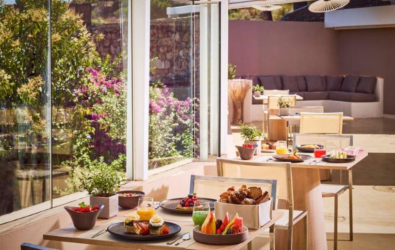 Baia Di Sardinia, Curio Collection By Hilton Resort 5*